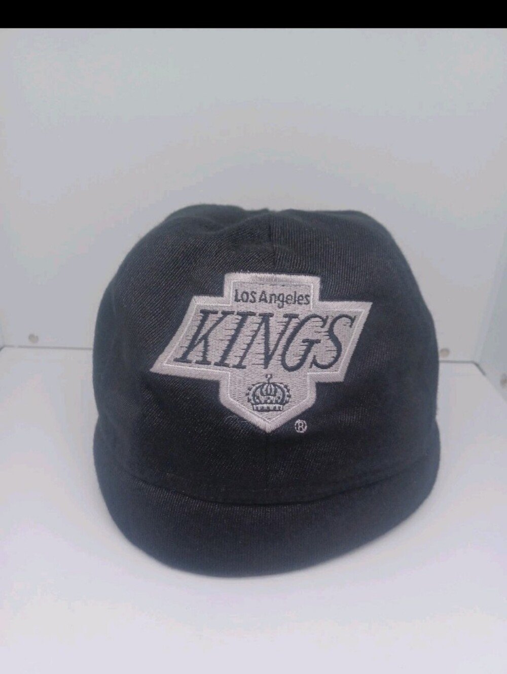 Vintage Cuffed Los Angeles Kings NHL AJD Fitted Beanie Hat Docker Rare OSFA